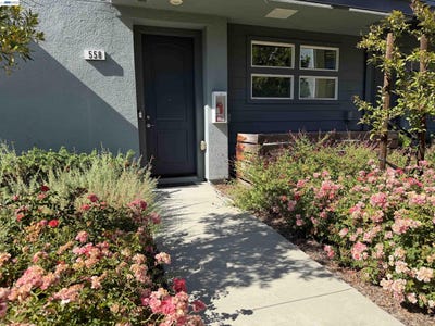 /international/us/558-clover-cir-milpitas-ca-110108933864/