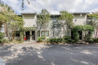/international/us/3216-oak-street-jacksonville-fl-110108715413/