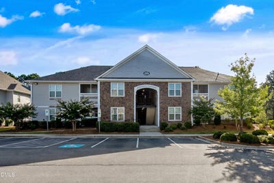 /international/us/288-gallery-drive-spring-lake-nc-110108027361/