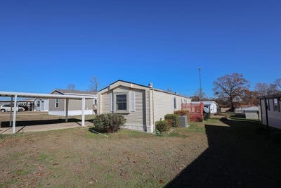 /international/us/101-nora-court-mountain-home-ar-110096065236/