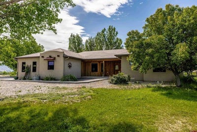 /international/us/5184-6000-road-olathe-co-110107573095/
