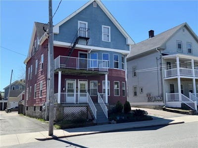 /international/us/550-winter-street-woonsocket-ri-110107639328/