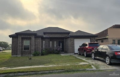 /international/us/4620-espinoza-lane-brownsville-tx-110108120487/