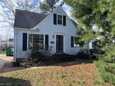 /international/us/30102-mildred-drive-willowick-oh-110106588108/