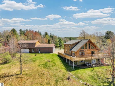 /international/us/5386-sw-scenic-view-south-boardman-mi-110107878989/