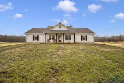/international/us/17255-stella-maris-street-winona-tx-110097501305/