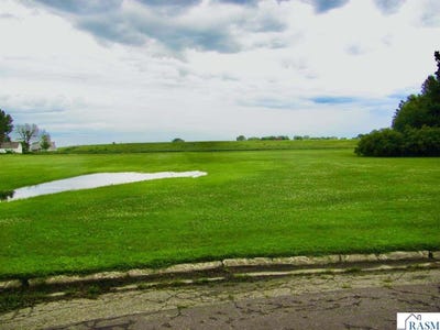 /international/us/s-third-street-butterfield-mn-110100816917/