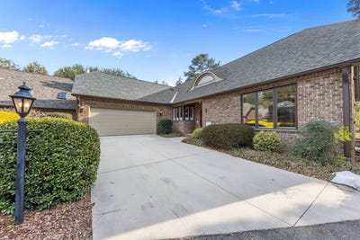 /international/us/4-chalford-place-pinehurst-nc-110105630287/