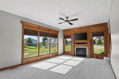 /international/us/1621-5th-avenue-sw-altoona-ia-110120097921/