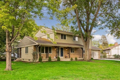 /international/us/1525-saint-croix-circle-golden-valley-mn-110110337806/