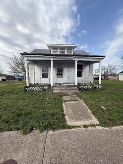 /international/us/467-n-adams-avenue-lebanon-mo-110108017332/