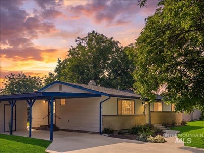 /international/us/638-meadow-dr-emmett-id-110119647621/
