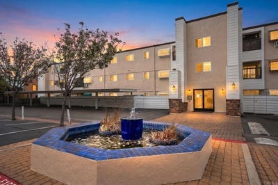 /international/us/3142-midway-drive-san-diego-ca-110120924408/
