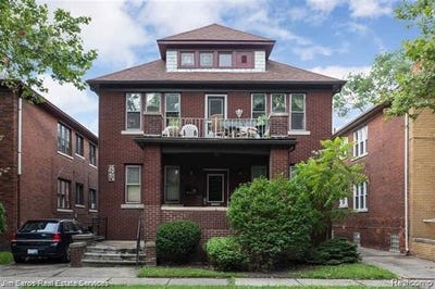 /international/us/825-beaconsfield-2n-avenue-grosse-pointe-park-mi-110106676389/