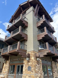/international/us/39-boomerang-road-aspen-co-110119955656/
