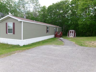/international/us/1-gilmore-drive-topsham-me-110108344002/