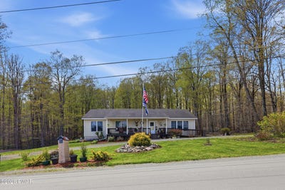 /international/us/25-schnakenberg-road-equinunk-pa-110107882395/