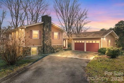 /international/us/1644-w-deep-creek-road-bryson-city-nc-110085577270/