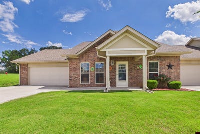 /international/us/2006-superior-way-mountain-home-ar-110108710356/
