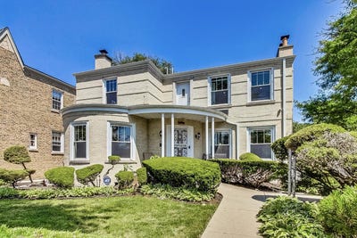 /international/us/5801-n-drake-avenue-chicago-il-110098774360/