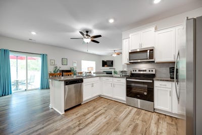 /international/us/144-ridgelake-circle-fort-oglethorpe-ga-110094987988/