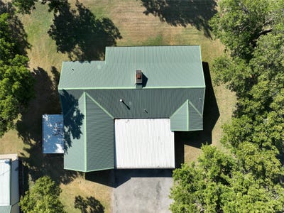 /international/us/908-n-austin-st-comanche-tx-110104847397/