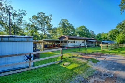 /international/us/316-balleycastle-drive-milam-tx-110108339661/