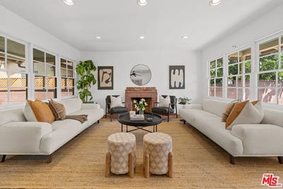 /international/us/11630-chanera-ave-hawthorne-ca-110107881496/