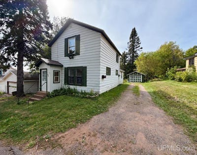 /international/us/310-excelsior-street-ishpeming-mi-110119965318/