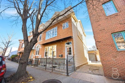 /international/us/31-73-41st-street-queens-ny-110106531143/