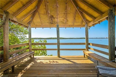 /international/us/337-vintage-bay-unit-d-4-marco-island-fl-110100525482/