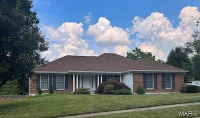 /international/us/11280-oak-hill-manor-drive-bridgeton-mo-110100508224/