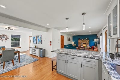 /international/us/13-parker-mew-albrightsville-pa-110120001672/