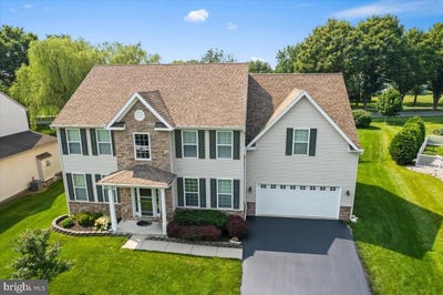 /international/us/211-white-oak-circle-lebanon-pa-110100481337/