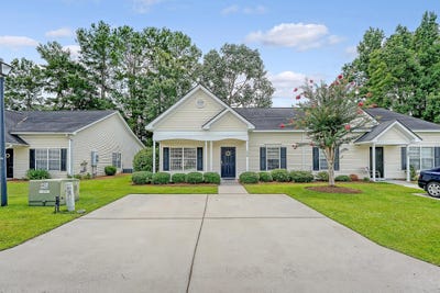 /international/us/105-dupont-way-summerville-sc-110100947776/