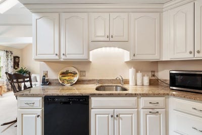 /international/us/3-chandler-drive-atkinson-nh-110100349687/