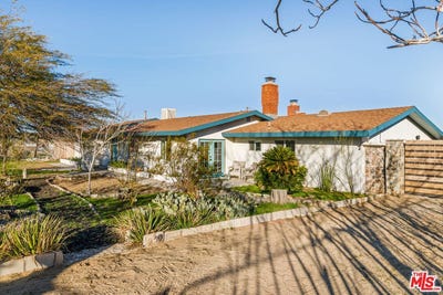 /international/us/6391-ruth-dr-yucca-valley-ca-110105935883/
