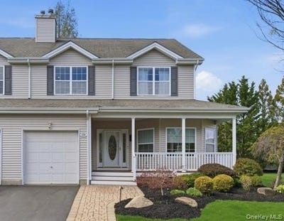 /international/us/159-rivendell-court-melville-ny-110107508841/