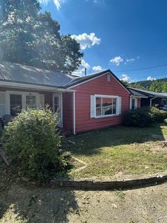 /international/us/153-mullins-school-street-pikeville-ky-110101530161/?lang=zh-tw