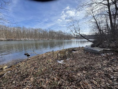 /international/us/13985-s-indian-springs-road-buchanan-mi-110099601365/