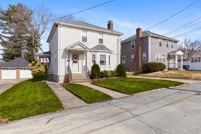 /international/us/8-turcone-street-north-providence-ri-110107891148/