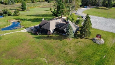 /international/us/3459-s-us-highway-31-brutus-mi-110107059229/
