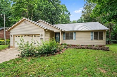 /international/us/1848-woodglo-drive-asheboro-nc-110119758766/