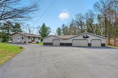 /international/us/n8334-bay-park-rd-trego-wi-110107653616/