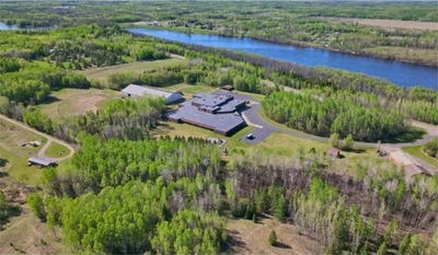 /international/us/8560-state-highway-11-se-south-koochiching-unorg-terr-mn-110108744987/