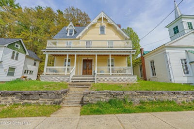 /international/us/28-main-street-lake-luzerne-ny-110097919862/?lang=zh-cn