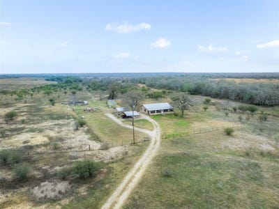 /international/us/4025-county-road-284-harwood-tx-110107305334/