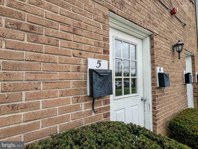 /international/us/1294-cooper-street-edgewater-park-nj-110101503672/