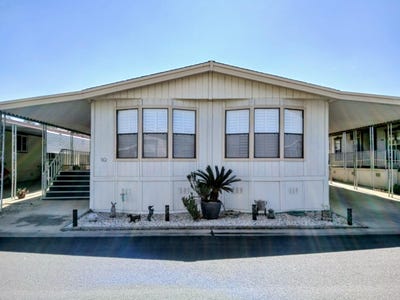 /international/us/2459-n-oaks-street-tulare-ca-110120488889/