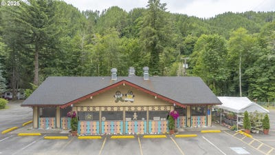 /international/us/12300-highway-126-mapleton-or-110100092461/